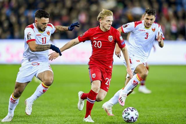 黑山队遗憾告负,球员不甘败北 黑山队遗憾告负,球员不甘败北