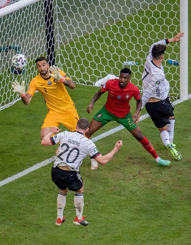 柏林联合仍未开花,教练着手调整战术 柏林联合仍未开花,教练着手调整战术