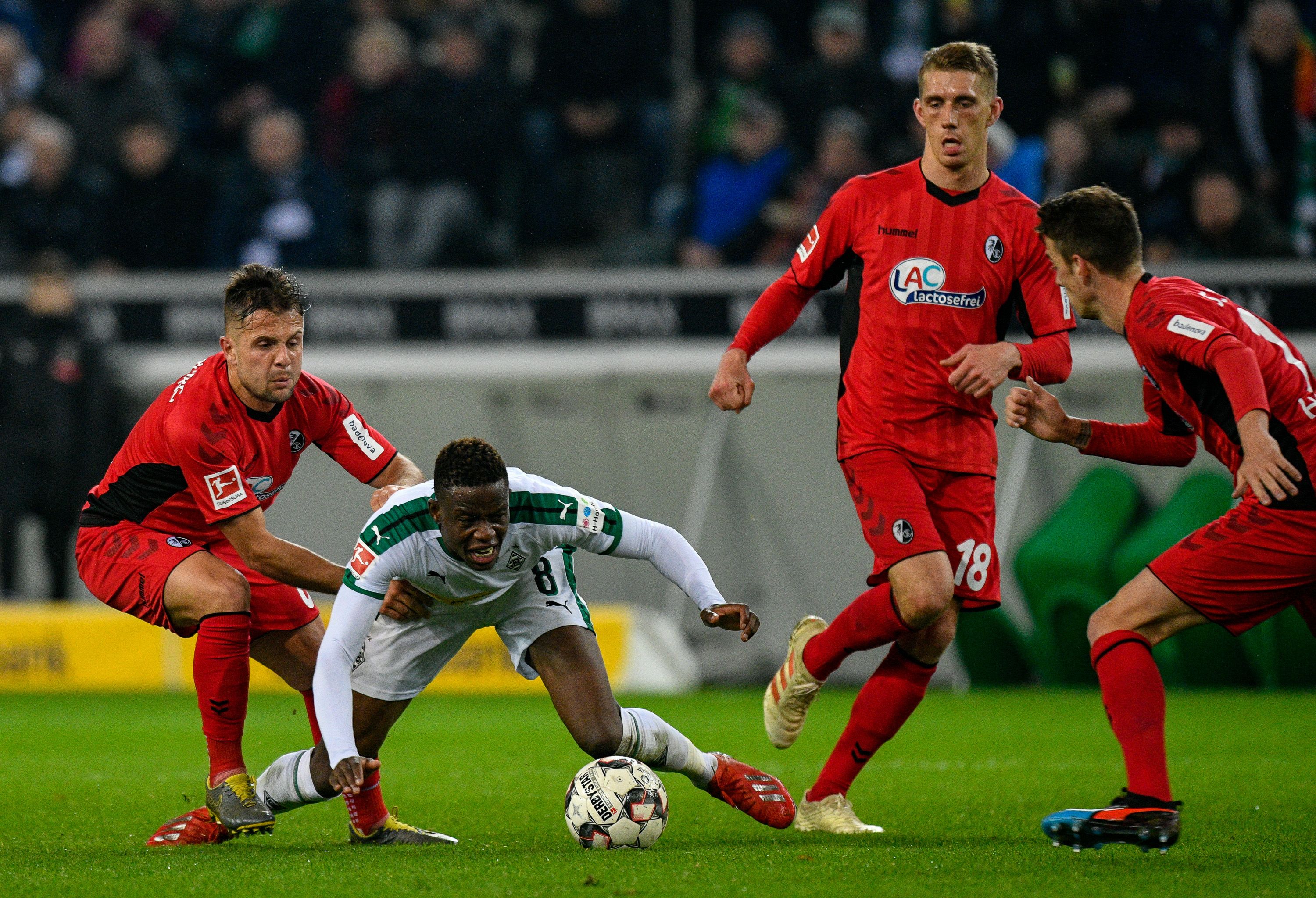 弗赖堡:稳扎稳打,力争德甲中游成绩 弗赖堡:稳扎稳打,力争德甲中游成绩