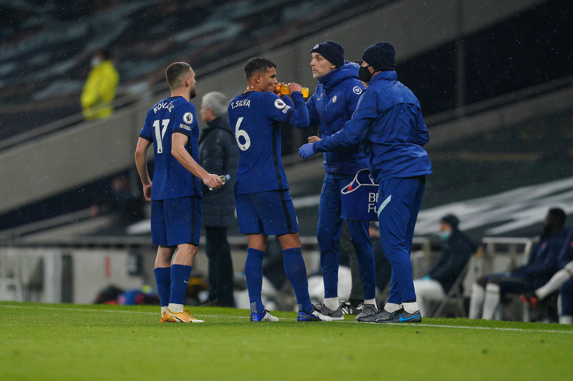 切尔西城志在必得,力保攻势 切尔西城志在必得,力保攻势