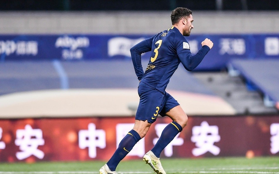 富力前锋双响,个人状态火爆 富力前锋双响,个人状态火爆