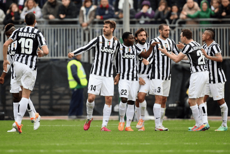 尤文图斯大比分战胜强敌,成功晋级下一轮 尤文图斯大比分战胜强敌,成功晋级下一轮