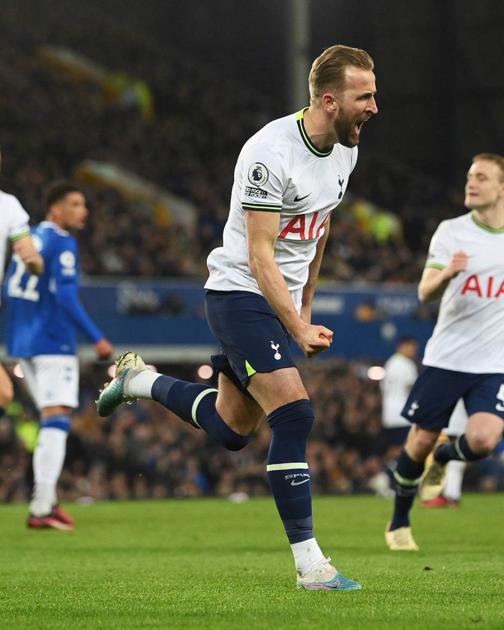 热刺客场击败对手,凯恩攻破僵局 热刺客场击败对手,凯恩攻破僵局