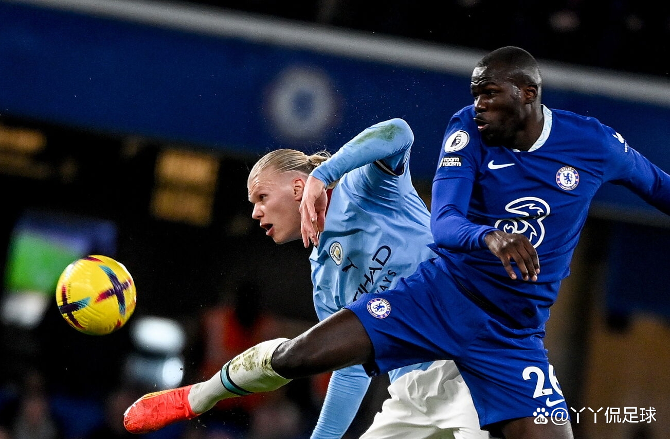 切尔西惨败曼城,主帅面临巨大压力 切尔西惨败曼城,主帅面临巨大压力