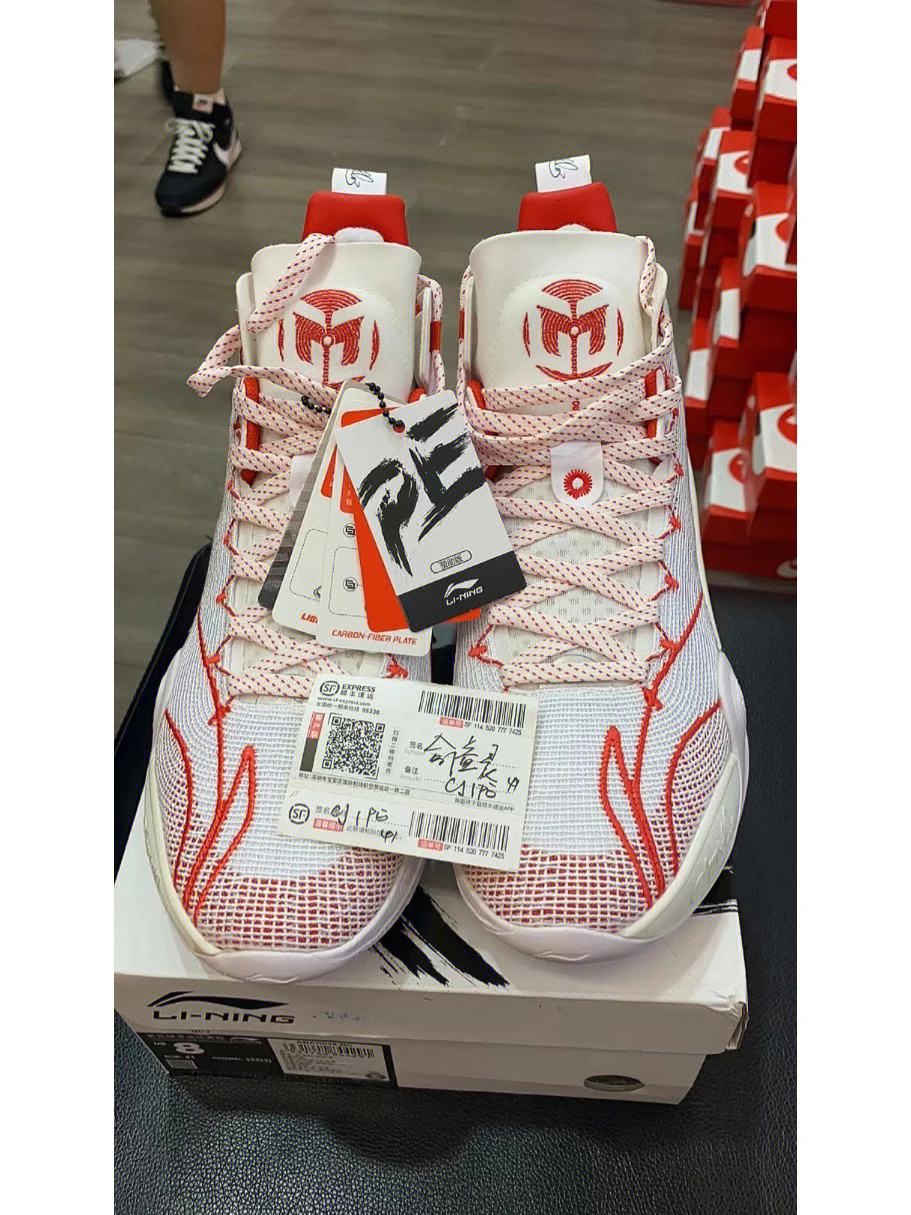 新赛季CBA球员的球鞋风向已被球迷热议 新赛季CBA球员的球鞋风向已被球迷热议