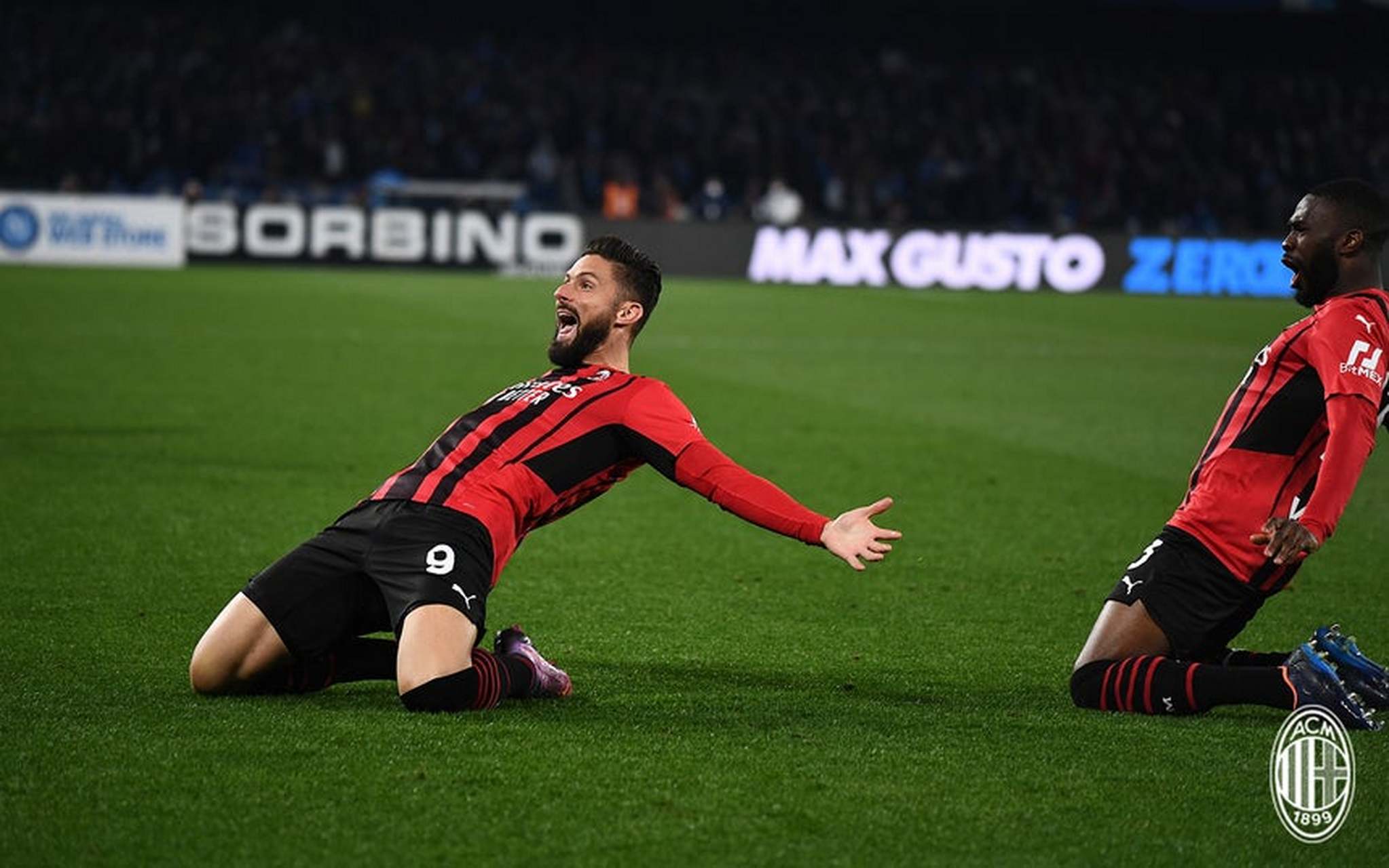 AC米兰客场告捷,四强位置不可动摇 AC米兰客场告捷,四强位置不可动摇