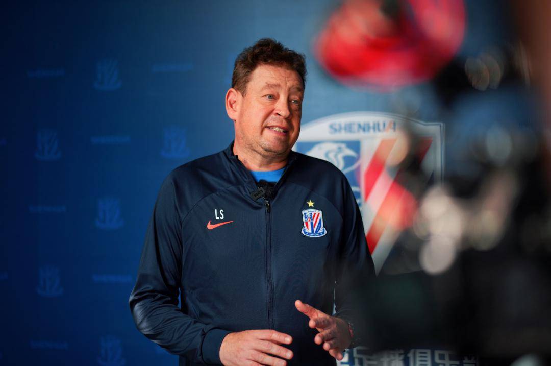 上海绿地申花豪取胜利,坚定前进的步伐 上海绿地申花豪取胜利,坚定前进的步伐