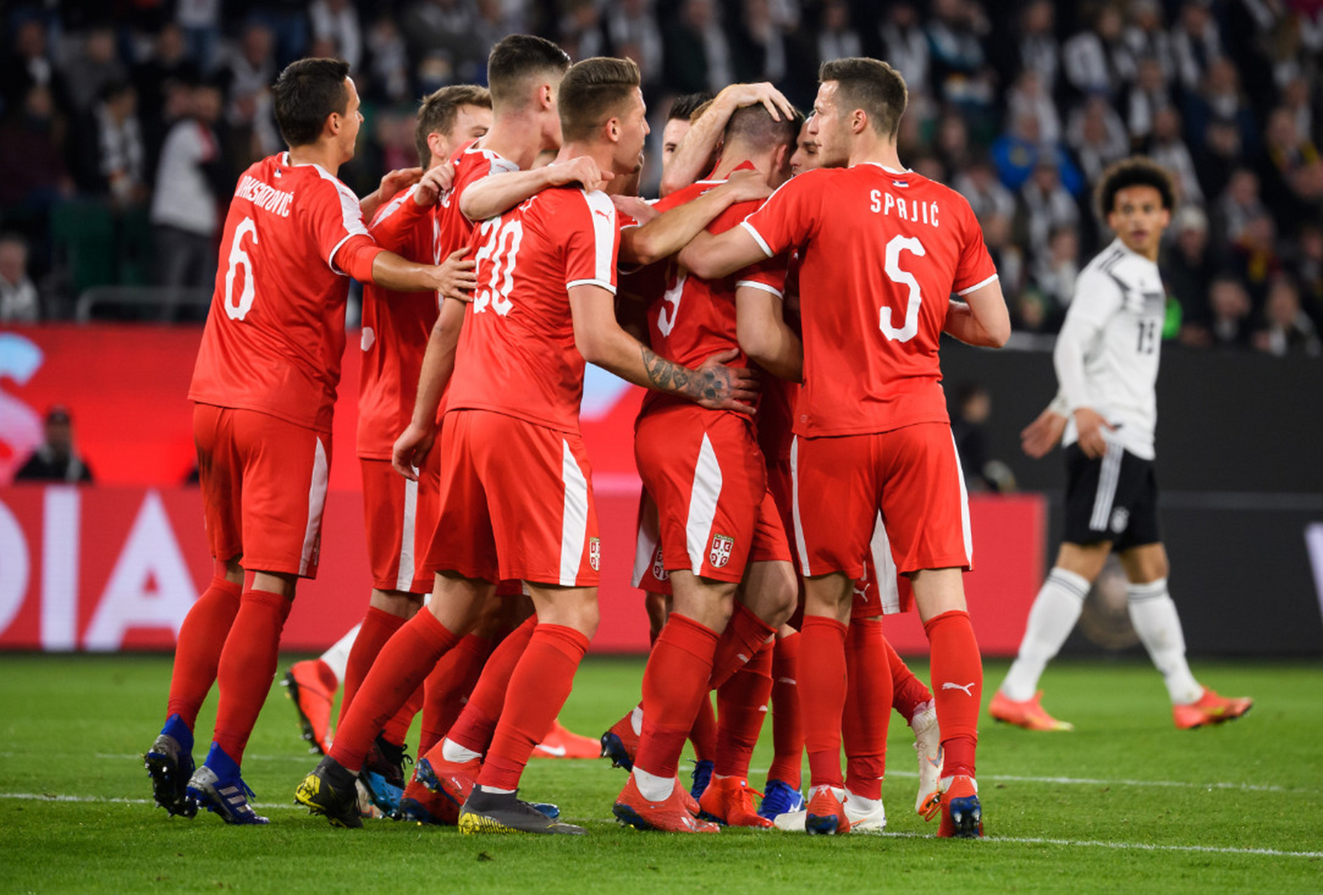 欧预赛小组赛结束,出线队伍齐齐刷存在感 欧预赛小组赛结束,出线队伍齐齐刷存在感