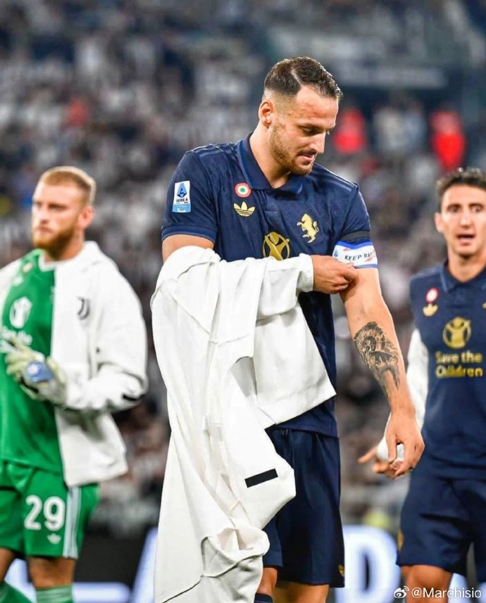 尤文图斯胜券在握击败罗马,意甲夺冠形势优势明显 尤文图斯胜券在握击败罗马,意甲夺冠形势优势明显