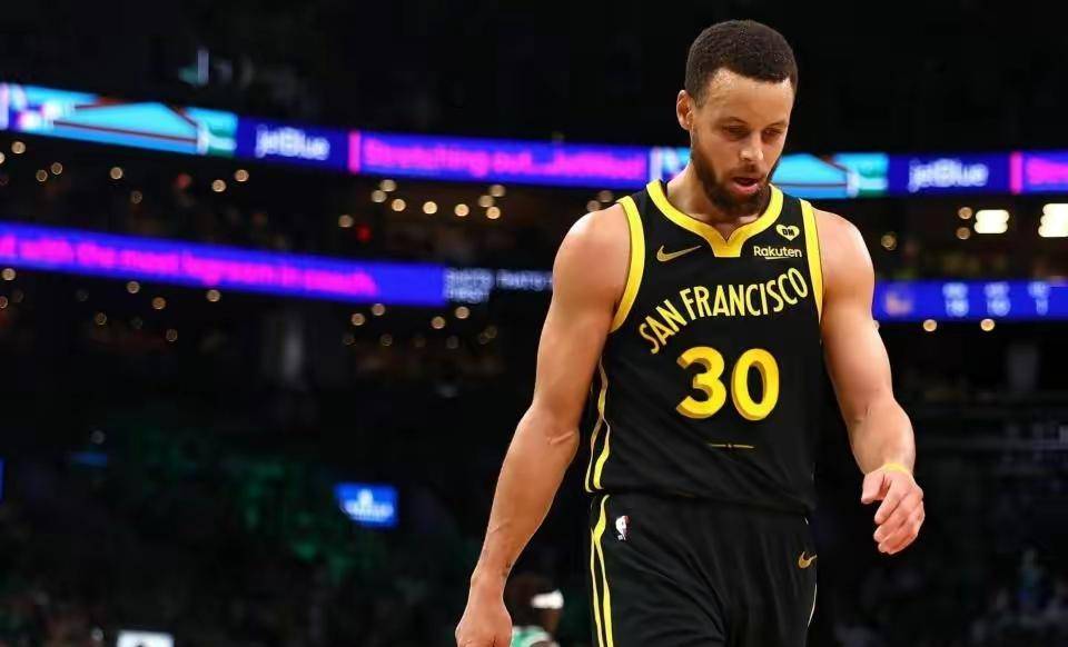 沃尔夫斯堡主场失利,欧战席位岌岌可危 沃尔夫斯堡主场失利,欧战席位岌岌可危