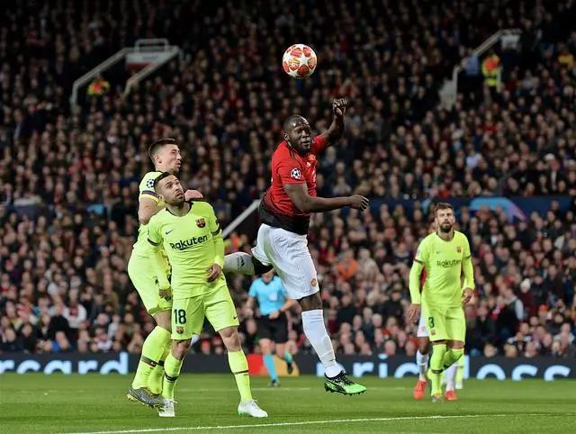 沃尔夫斯堡主场失利,欧战席位岌岌可危 沃尔夫斯堡主场失利,欧战席位岌岌可危