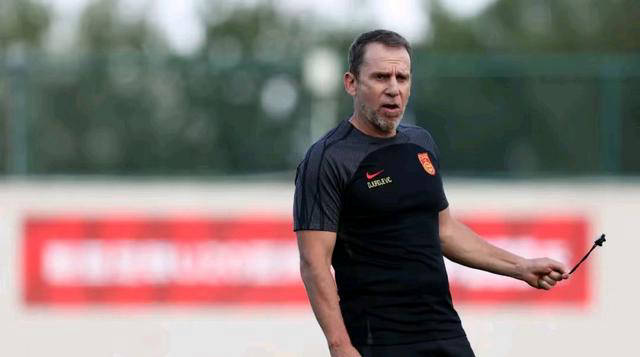 塞内加尔队在亚洲杯上取得突破性进步 塞内加尔队在亚洲杯上取得突破性进步