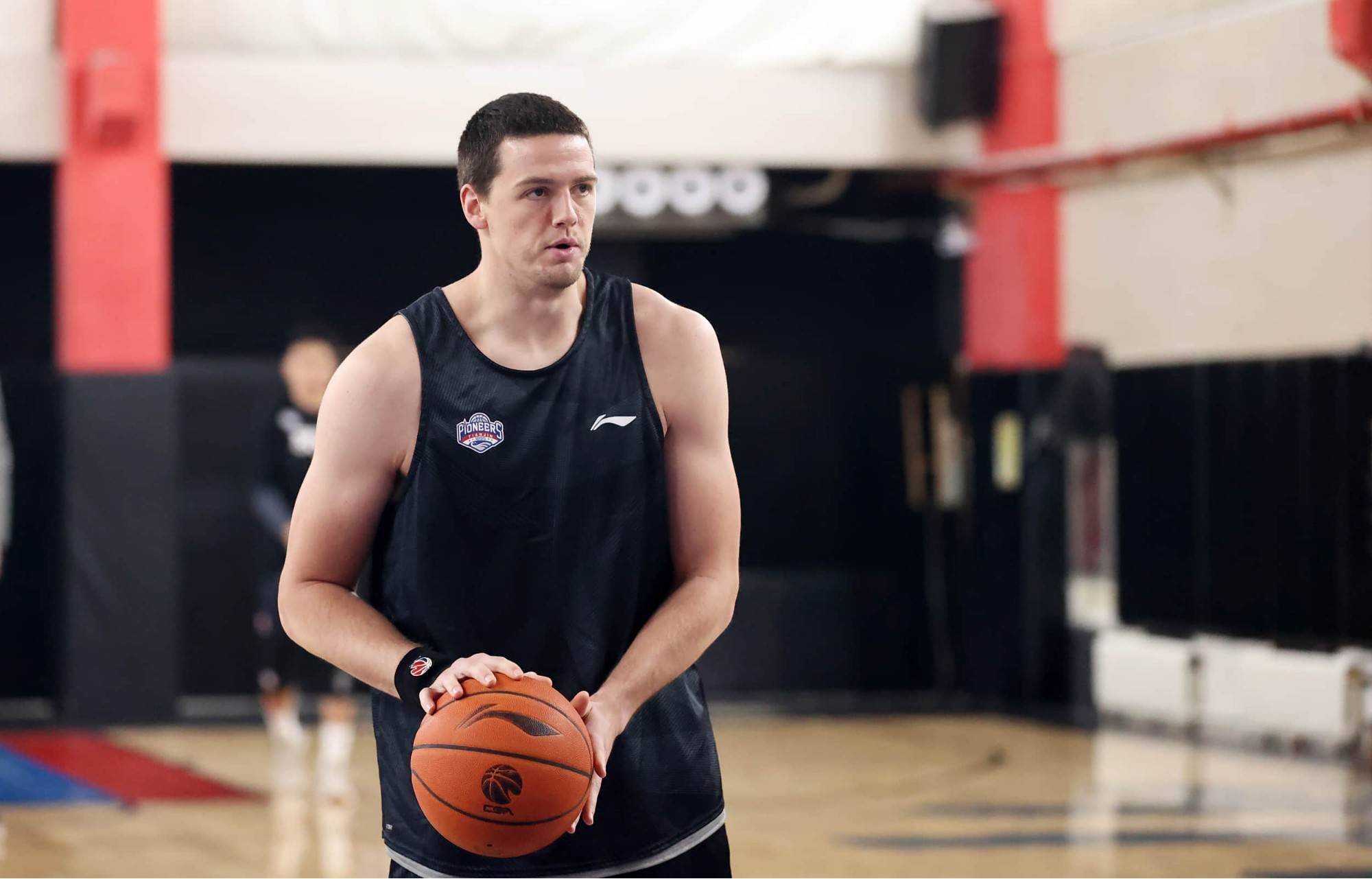 澳洲篮球联赛赛季延期,球队备战计划受阻 澳洲篮球联赛赛季延期,球队备战计划受阻