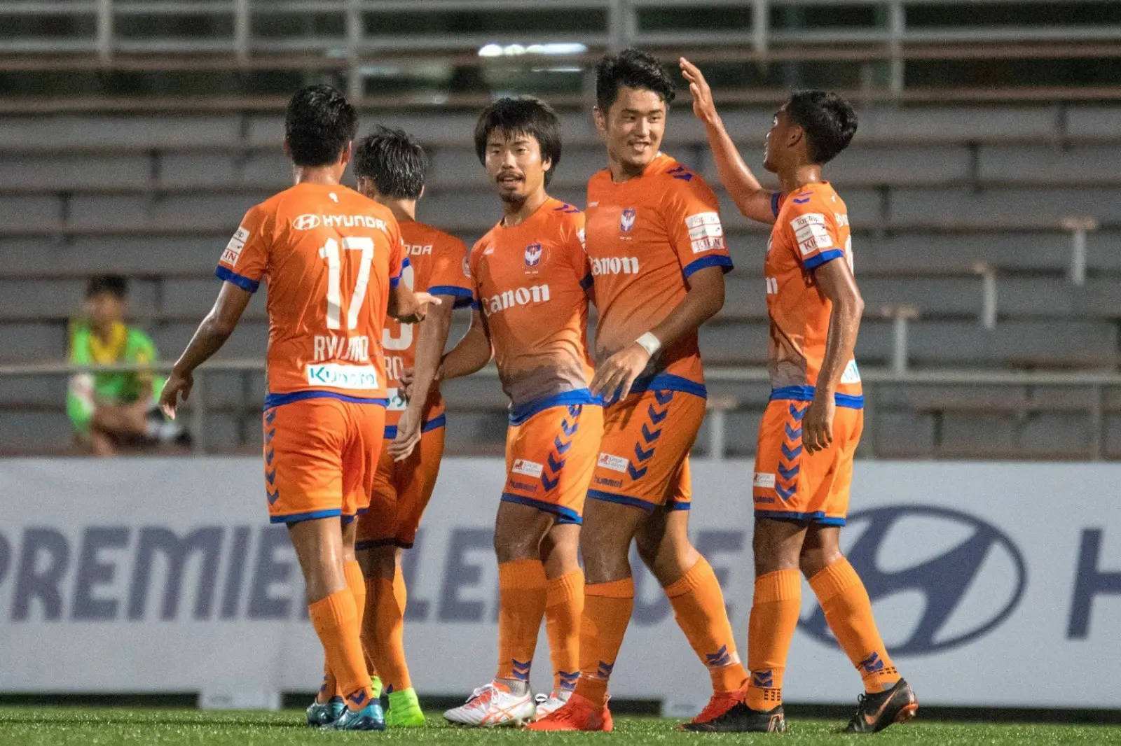 欧洲洲际杯擂台赛热火朝天,各路球队争奏胜利 欧洲洲际杯擂台赛热火朝天,各路球队争奏胜利