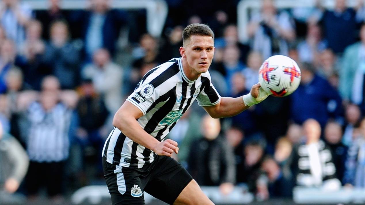 快船球员在赛后晒伤照,赛季前景蒙阴影 快船球员在赛后晒伤照,赛季前景蒙阴影