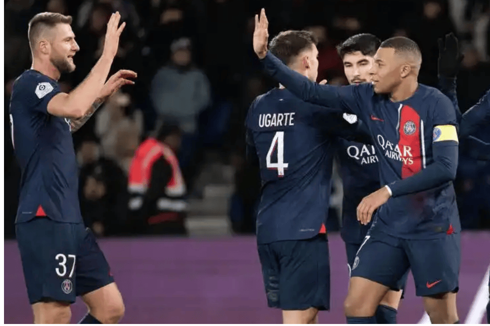 马德里竞技将对阵巴黎圣日耳曼,胜负紧张 马德里竞技将对阵巴黎圣日耳曼,胜负紧张