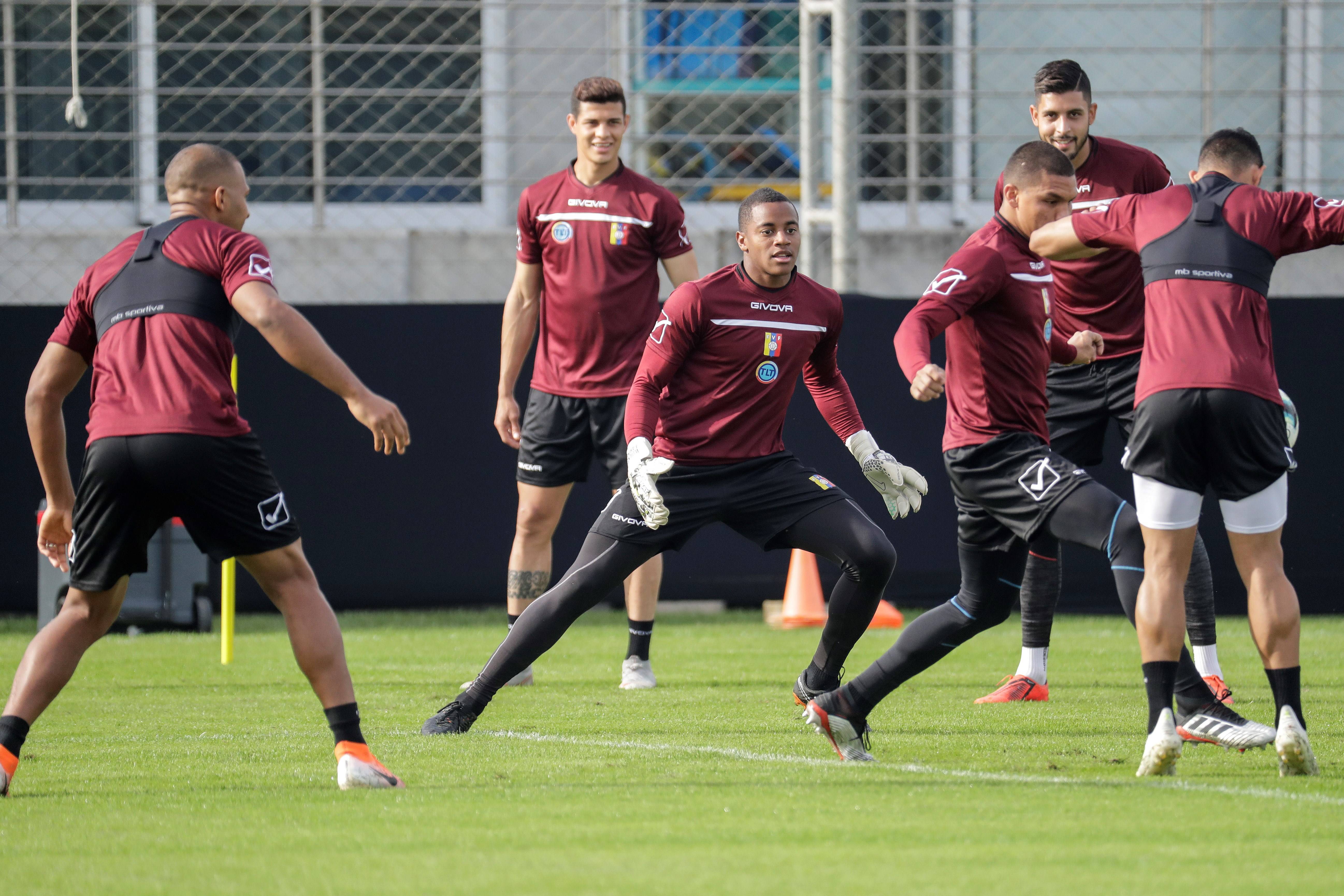 阿根廷选手在国际联赛中斩获胜利 阿根廷选手在国际联赛中斩获胜利