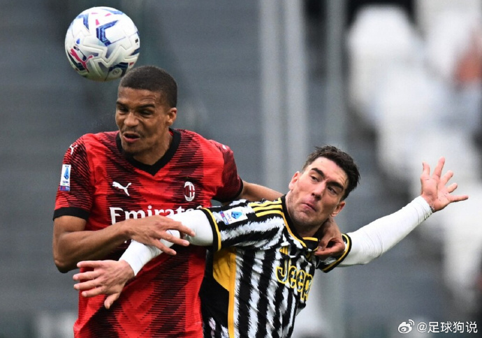 尤文图斯门将神勇扑救,力保球门不失 尤文图斯门将神勇扑救,力保球门不失