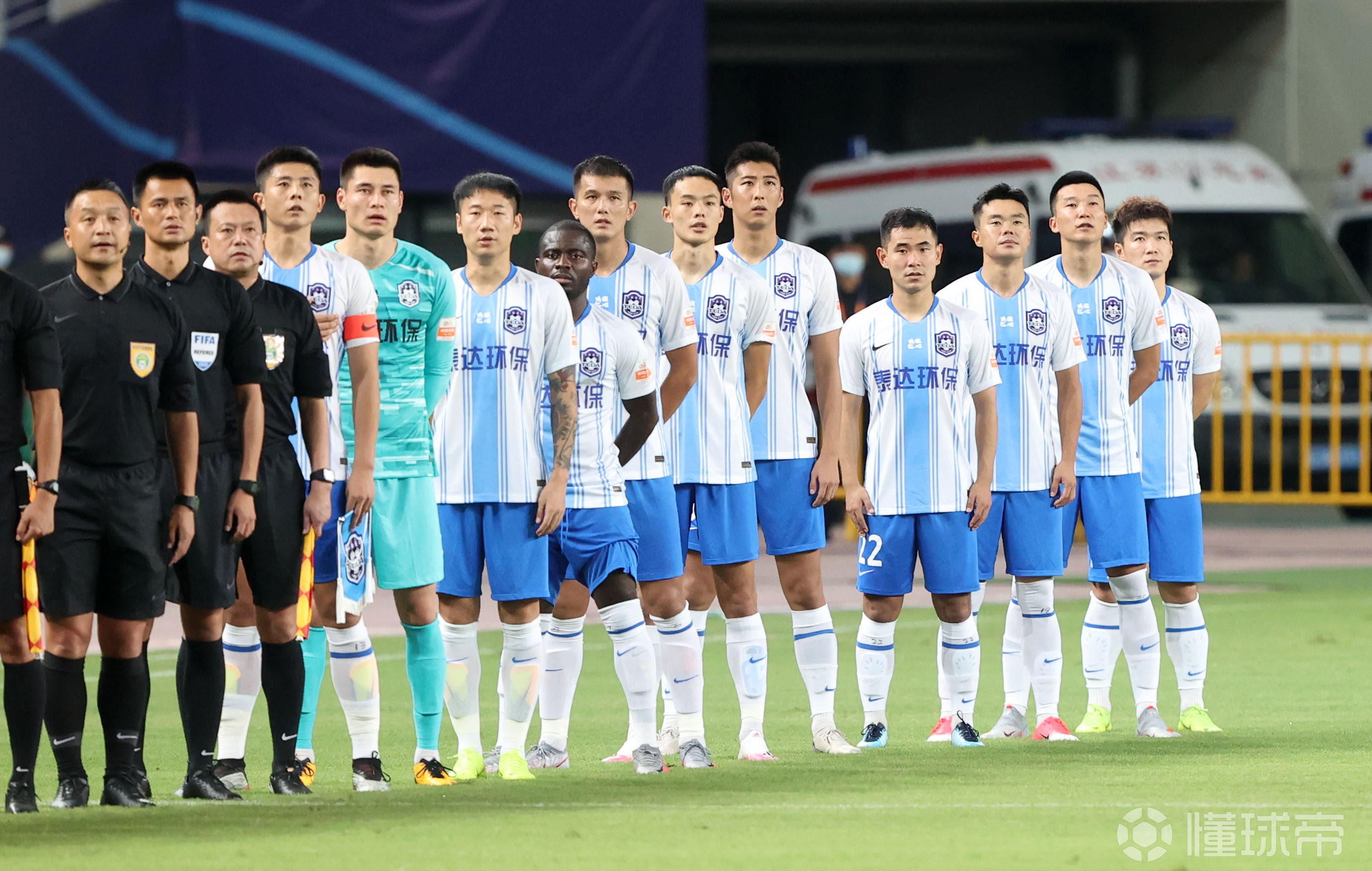 上海上港力争主场胜利,上演与天津泰达的精彩对决 上海上港力争主场胜利,上演与天津泰达的精彩对决