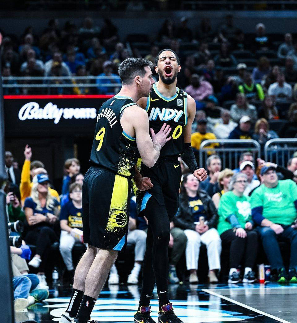 步行者内外线发挥出色,击败强敌 步行者内外线发挥出色,击败强敌