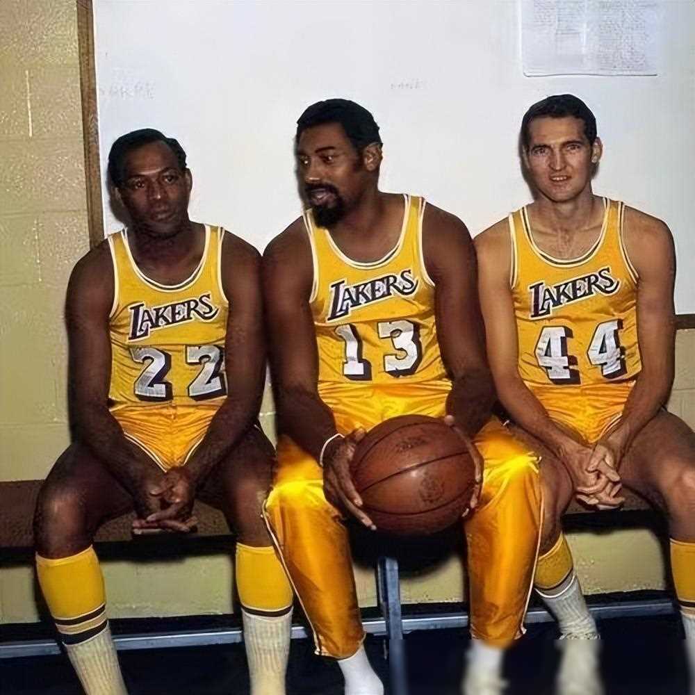 传奇球星科比入选名人堂,篮球界集体庆祝 传奇球星科比入选名人堂,篮球界集体庆祝