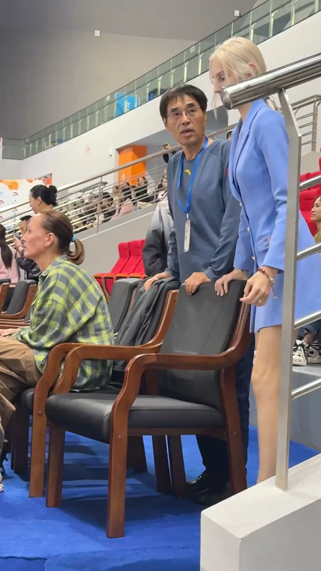 体操冠军:俄罗斯女队称霸团体 体操冠军:俄罗斯女队称霸团体