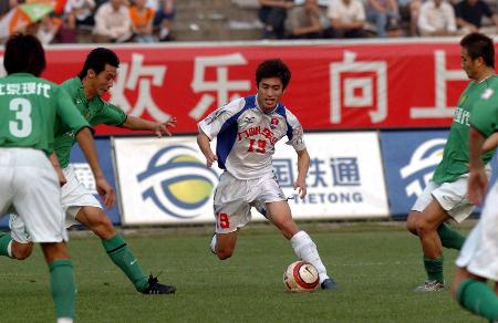 重庆力帆队取得胜利,晋级下一轮 重庆力帆队取得胜利,晋级下一轮