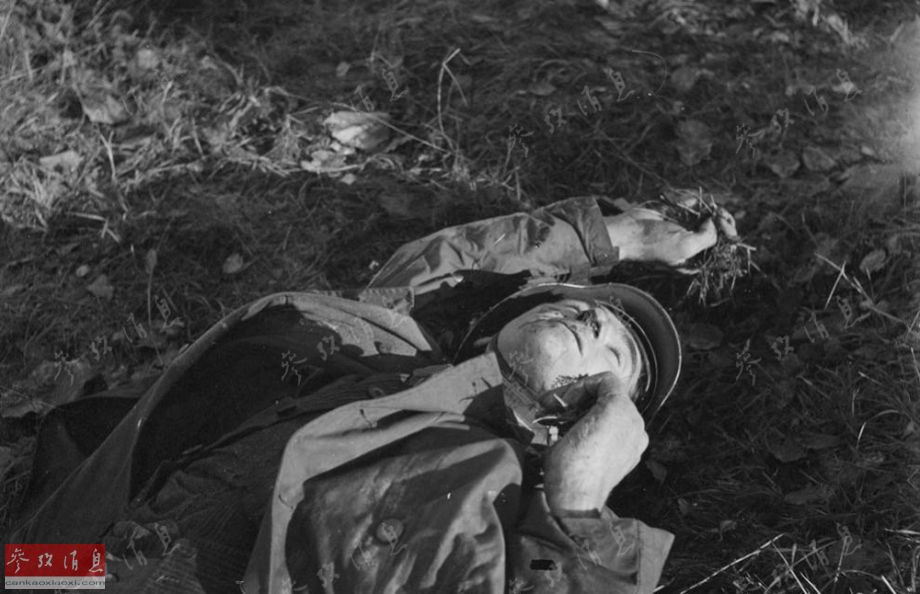 实时:球场上战火升腾,强队对攻紧逼争胜 实时:球场上战火升腾,强队对攻紧逼争胜