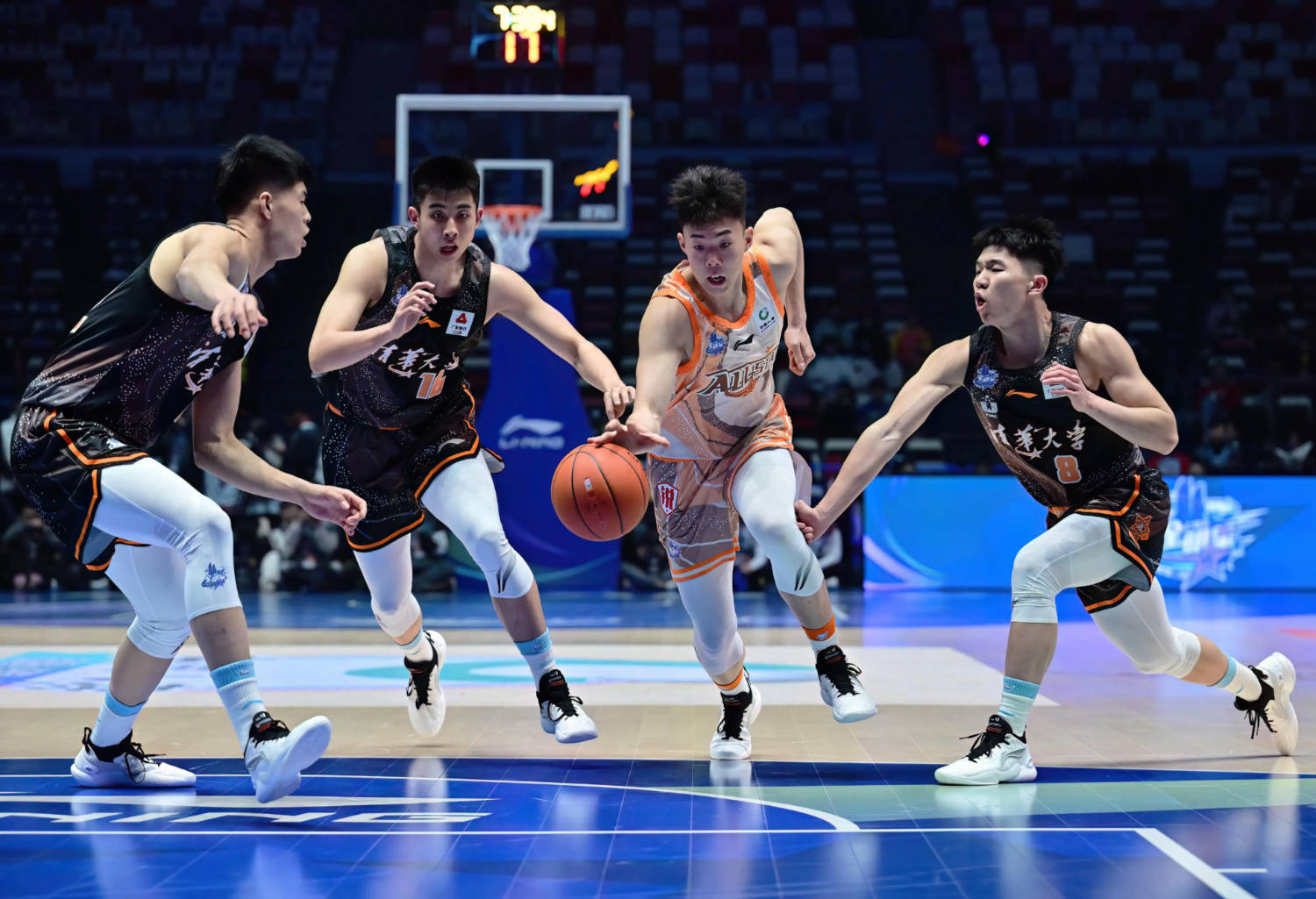 青岛队遭遇逆转负于贵州队,0:1 青岛队遭遇逆转负于贵州队,0:1