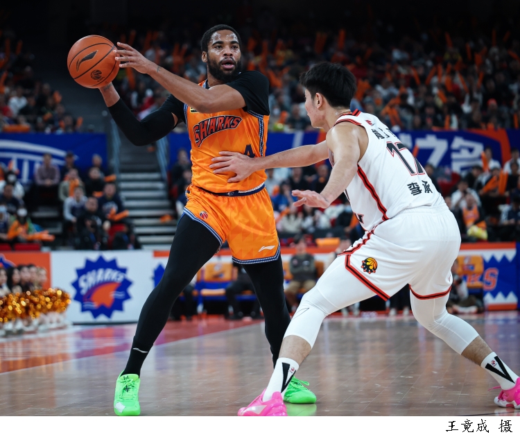 上海队大胜江苏,豪取赛季第六连胜 上海队大胜江苏,豪取赛季第六连胜