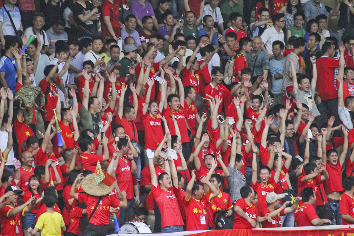 赞比亚足球俱乐部夺得胜利的喜悦 赞比亚足球俱乐部夺得胜利的喜悦