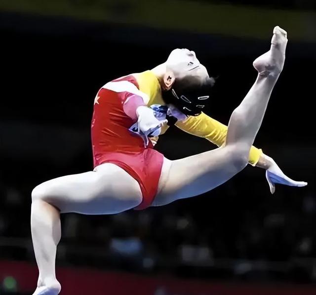 加拿大体操冠军崭露头角,实力抢眼 加拿大体操冠军崭露头角,实力抢眼