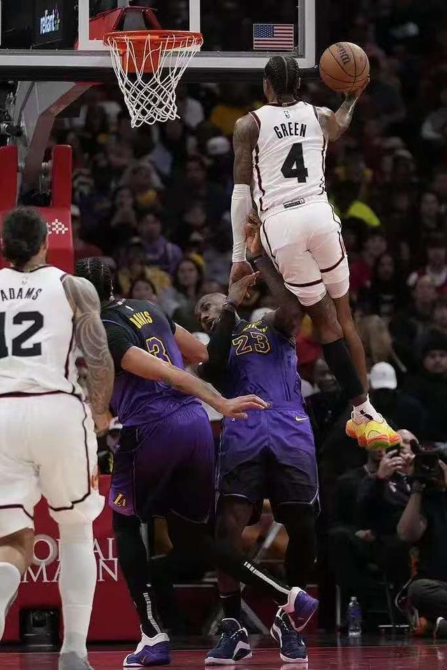 湖人力克火箭,晋级西部半决赛 湖人力克火箭,晋级西部半决赛