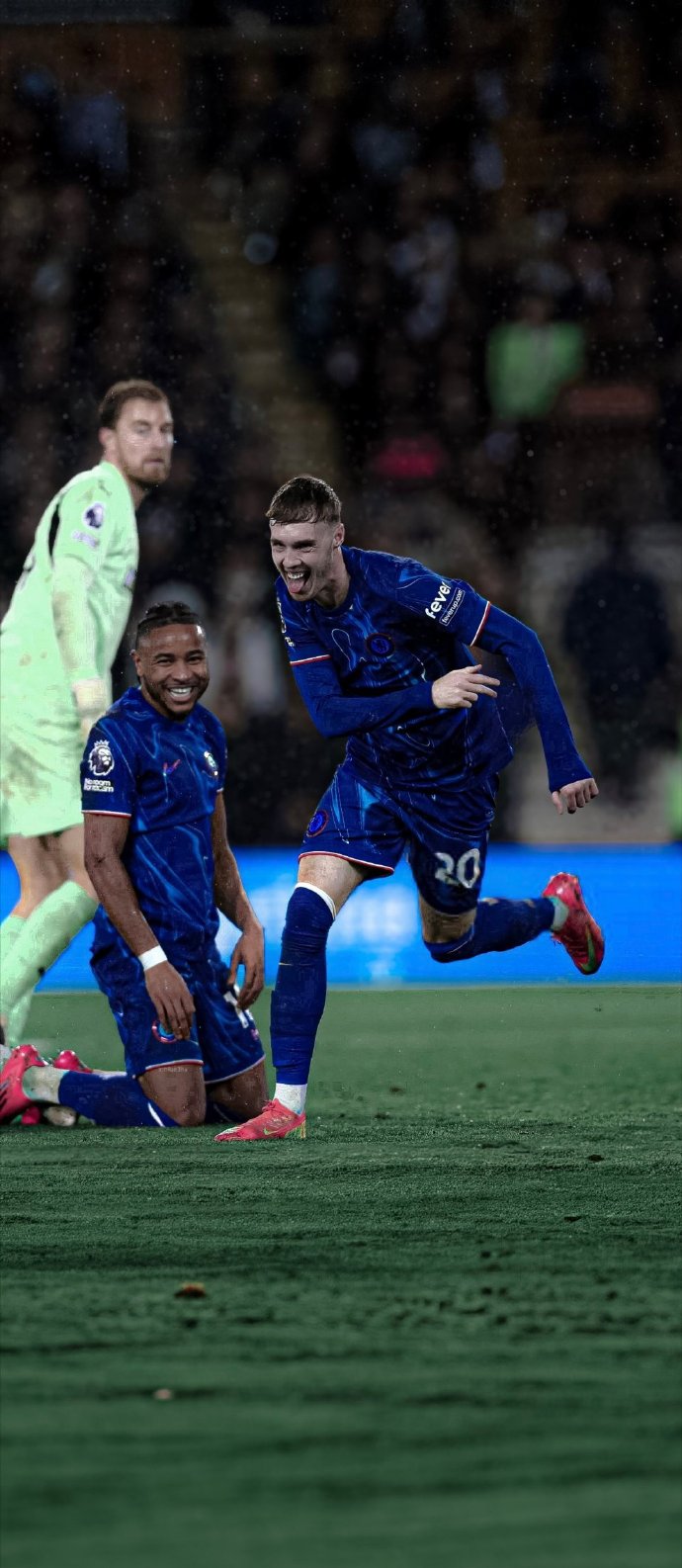 切尔西客场大胜,继续保持不败 切尔西客场大胜,继续保持不败