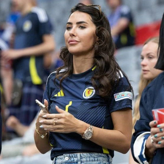 欧洲足球女子联赛中的精彩对决 欧洲足球女子联赛中的精彩对决