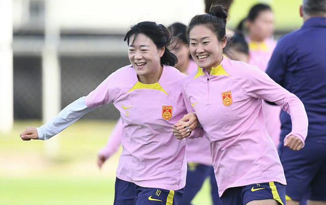 芬兰队备战白俄罗斯,誓言不惧任何对手 芬兰队备战白俄罗斯,誓言不惧任何对手