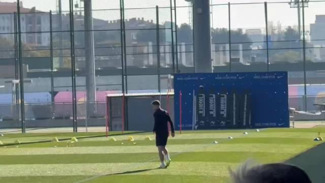 巴萨全队备战,迎接重要挑战 巴萨全队备战,迎接重要挑战