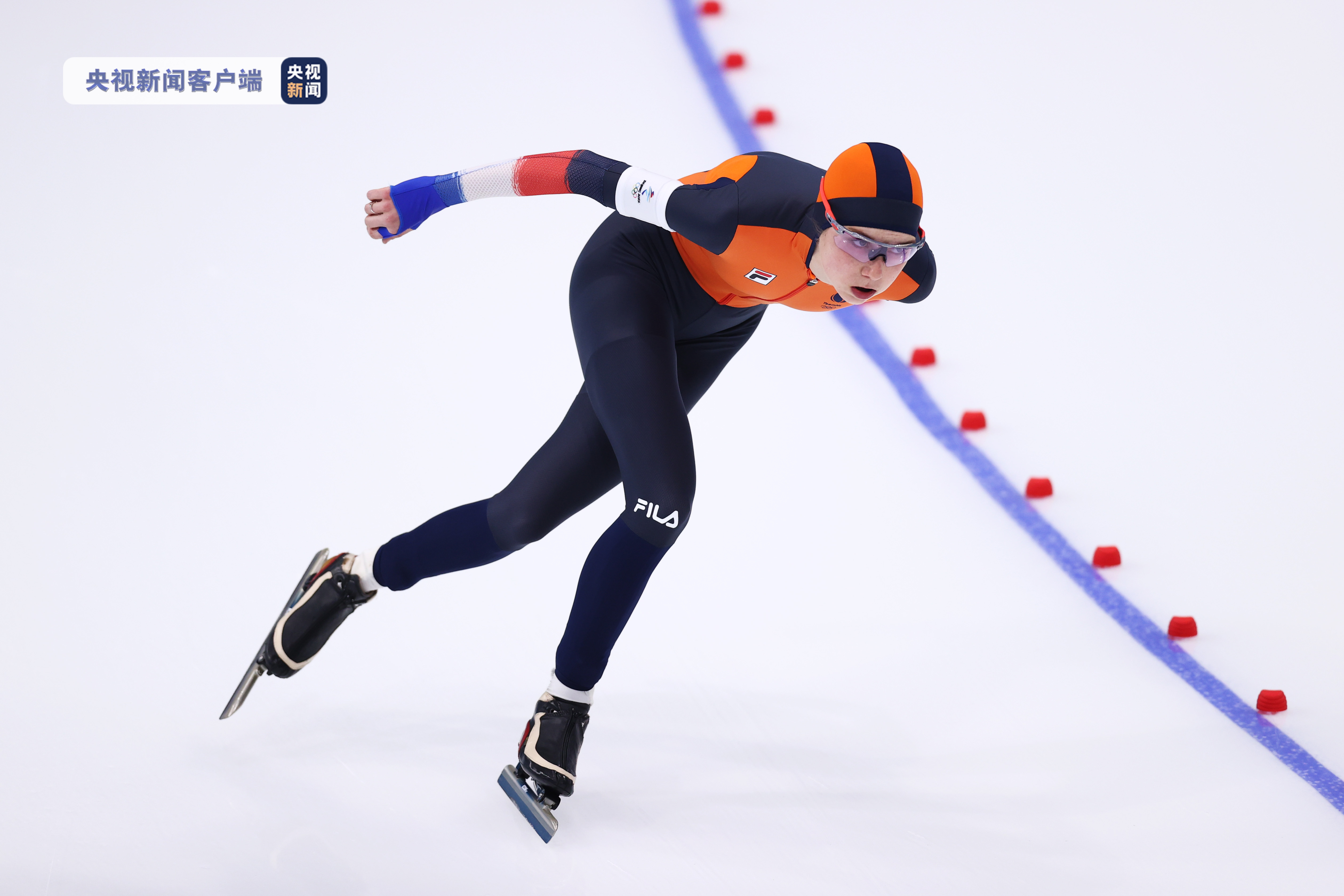 乌兹别克跆拳道选手荷兰夺取金牌 乌兹别克跆拳道选手荷兰夺取金牌