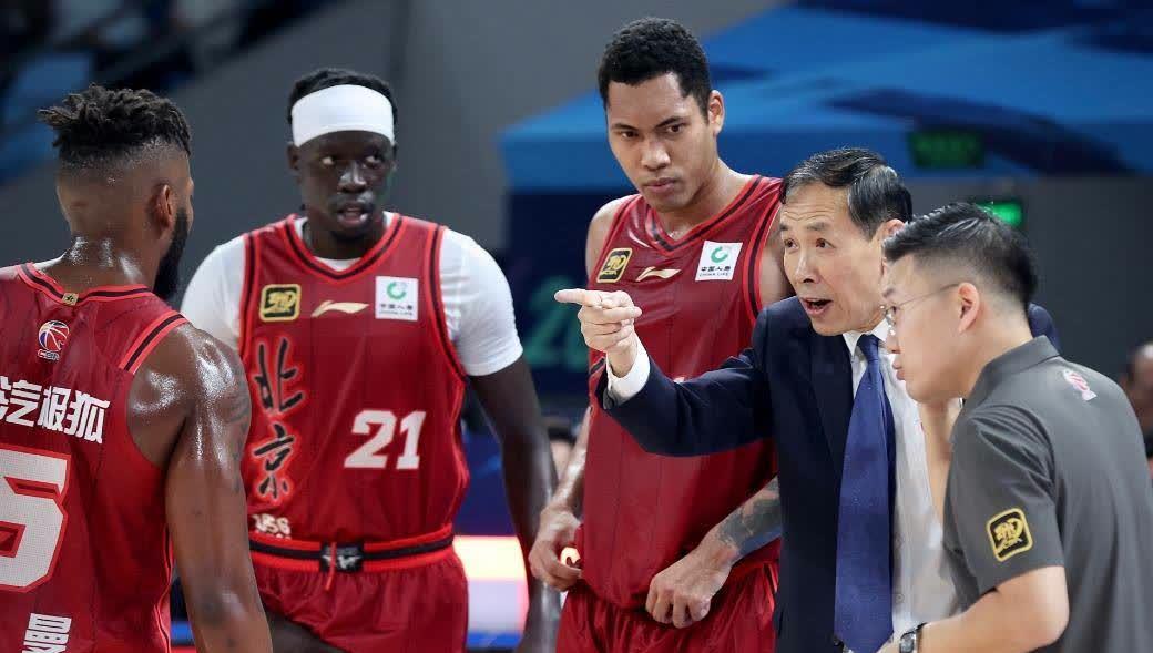 纽约红牛队取得连胜积分榜第一,争夺亚冠名额 纽约红牛队取得连胜积分榜第一,争夺亚冠名额