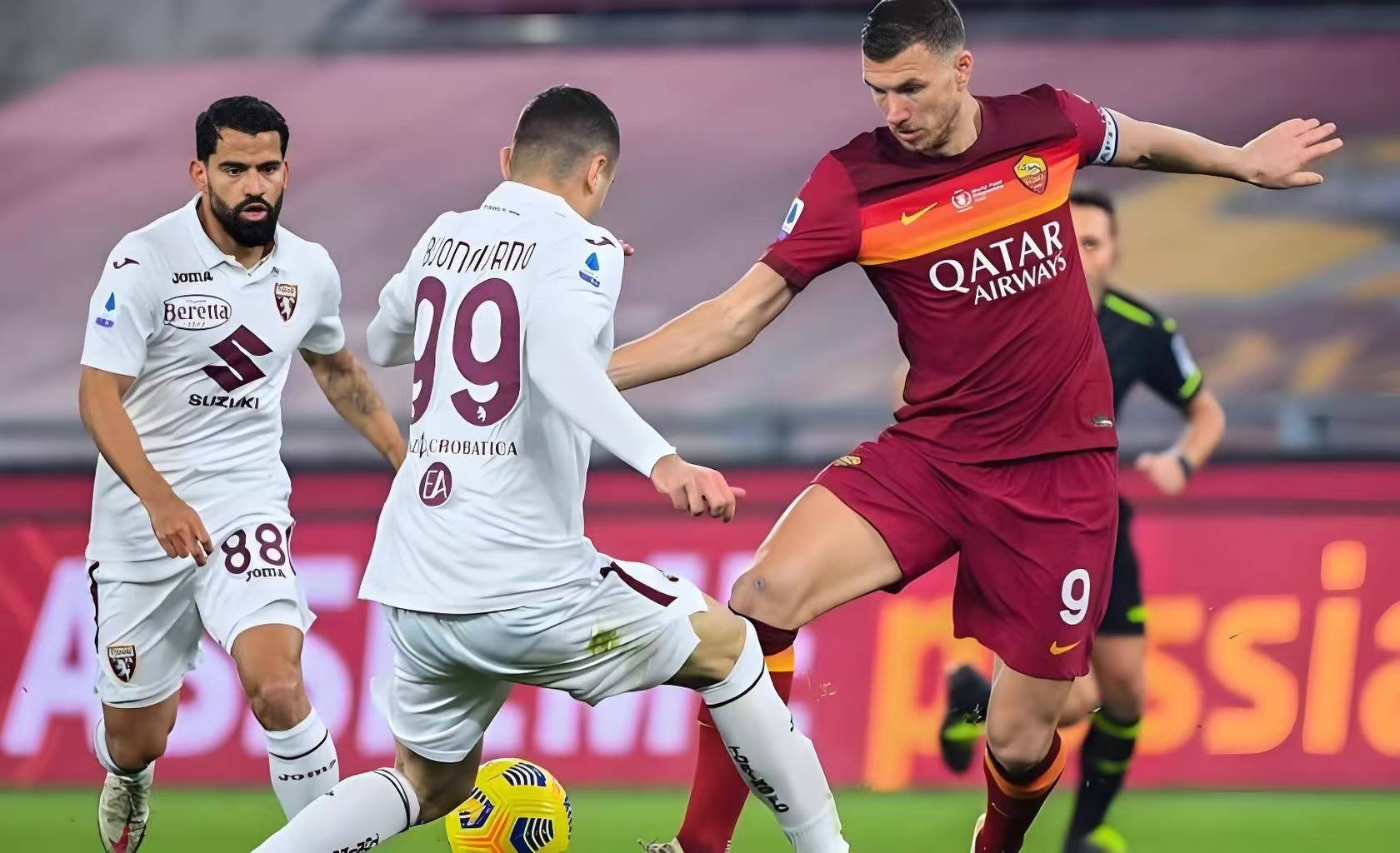 罗马前场拼抢不足,球队遭遇失利危机 罗马前场拼抢不足,球队遭遇失利危机