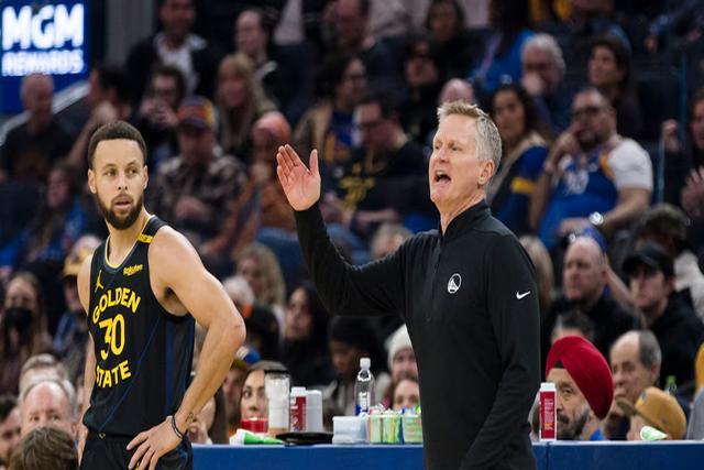 勇士惨遭逆转,缺乏团队默契 勇士惨遭逆转,缺乏团队默契