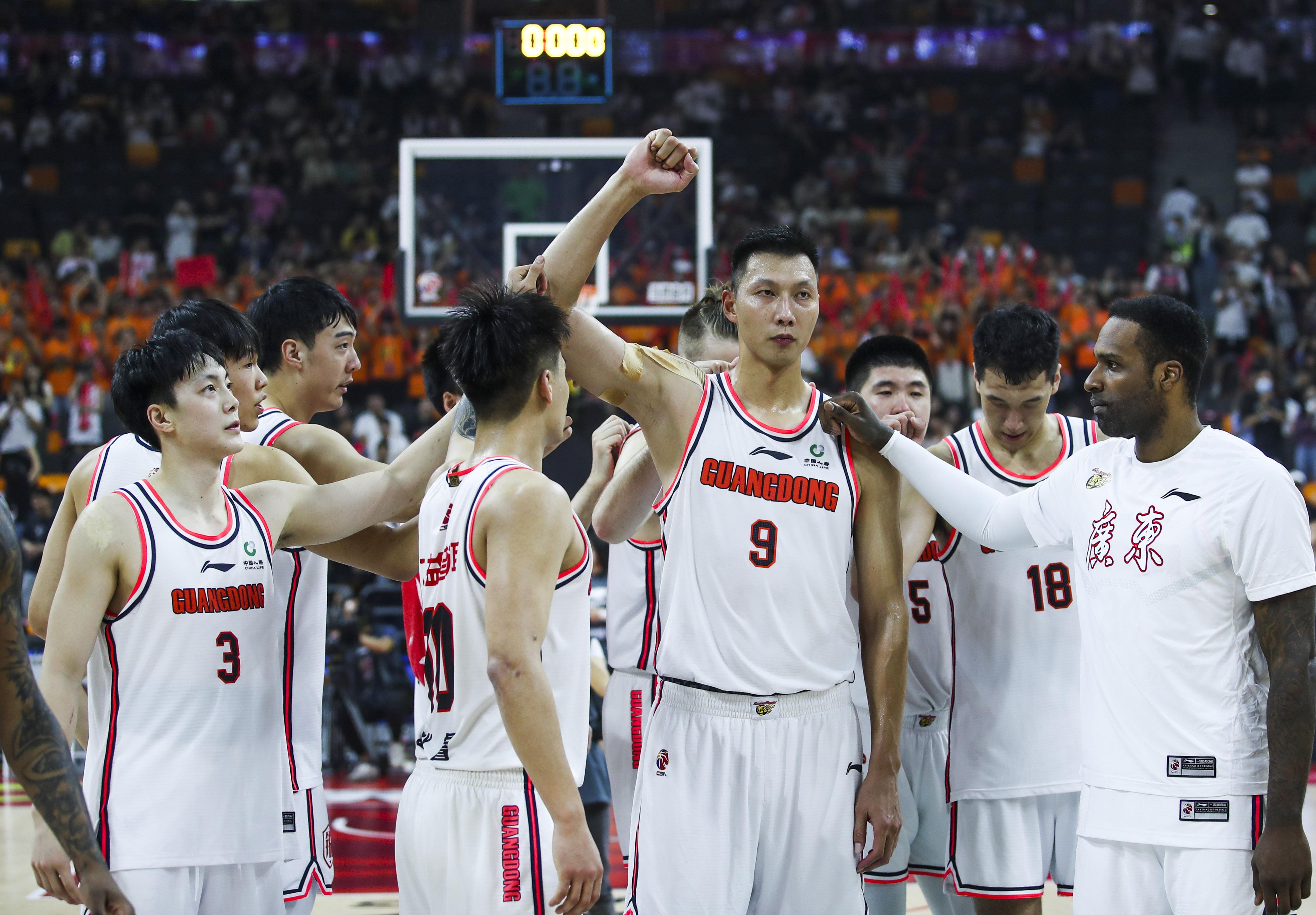 皇家加特略主场惨败,排名下滑 皇家加特略主场惨败,排名下滑