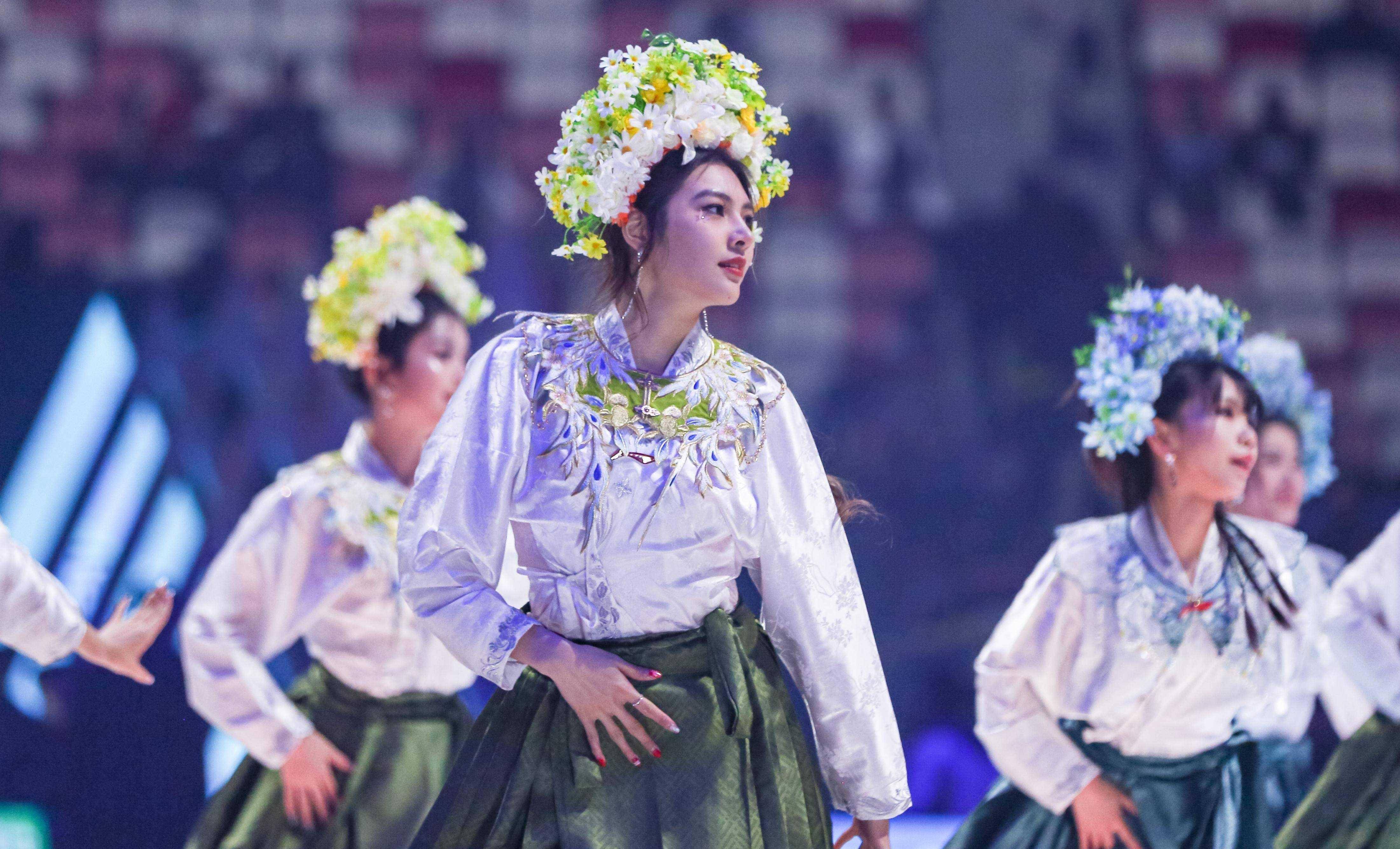 篮球全明星赛场上飞扬舞动,精彩花絮回顾 篮球全明星赛场上飞扬舞动,精彩花絮回顾