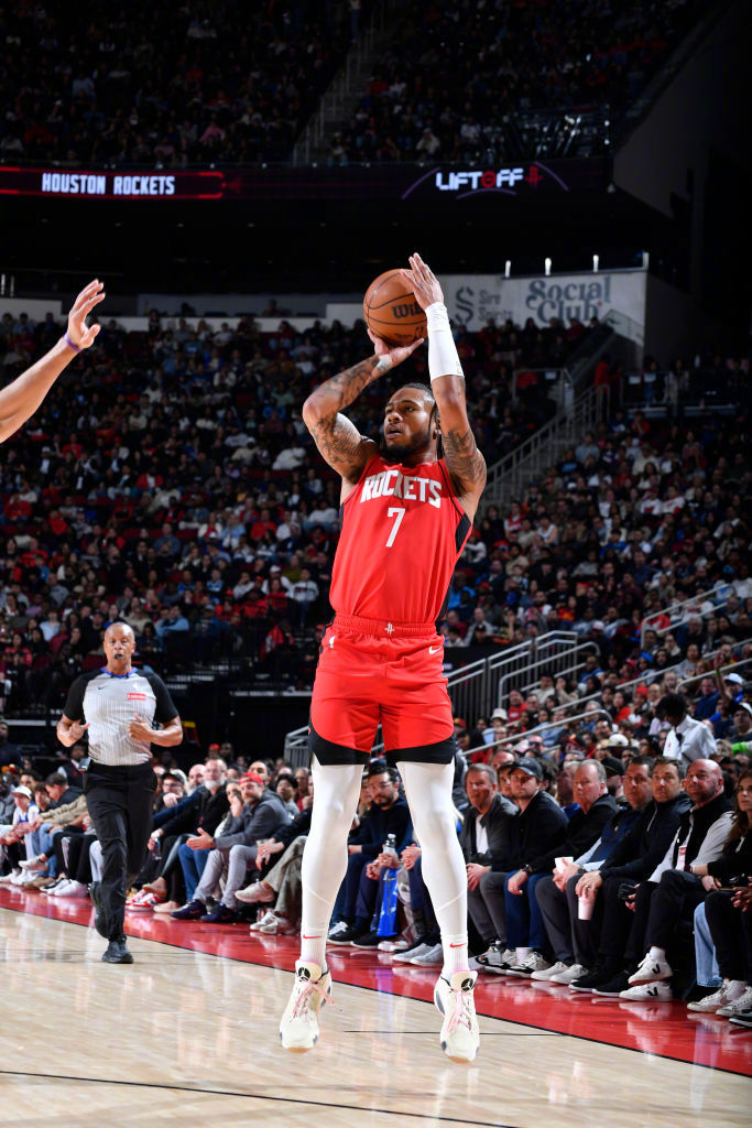 火箭击败独行侠,取得新赛季首胜 火箭击败独行侠,取得新赛季首胜