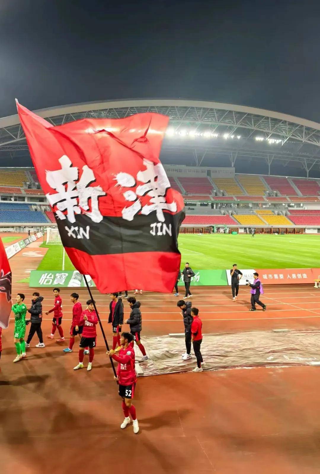 比赛中的精彩表现将球员推向职业高峰 比赛中的精彩表现将球员推向职业高峰