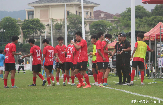 ysbSPORTS-广州恒大主场淘汰对手，晋级下一轮