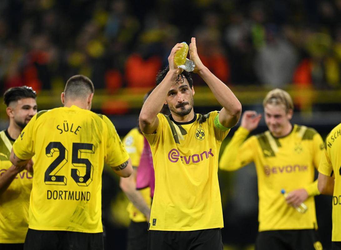 多特蒙德黄蜂击败对手,喜获胜利状元 多特蒙德黄蜂击败对手,喜获胜利状元