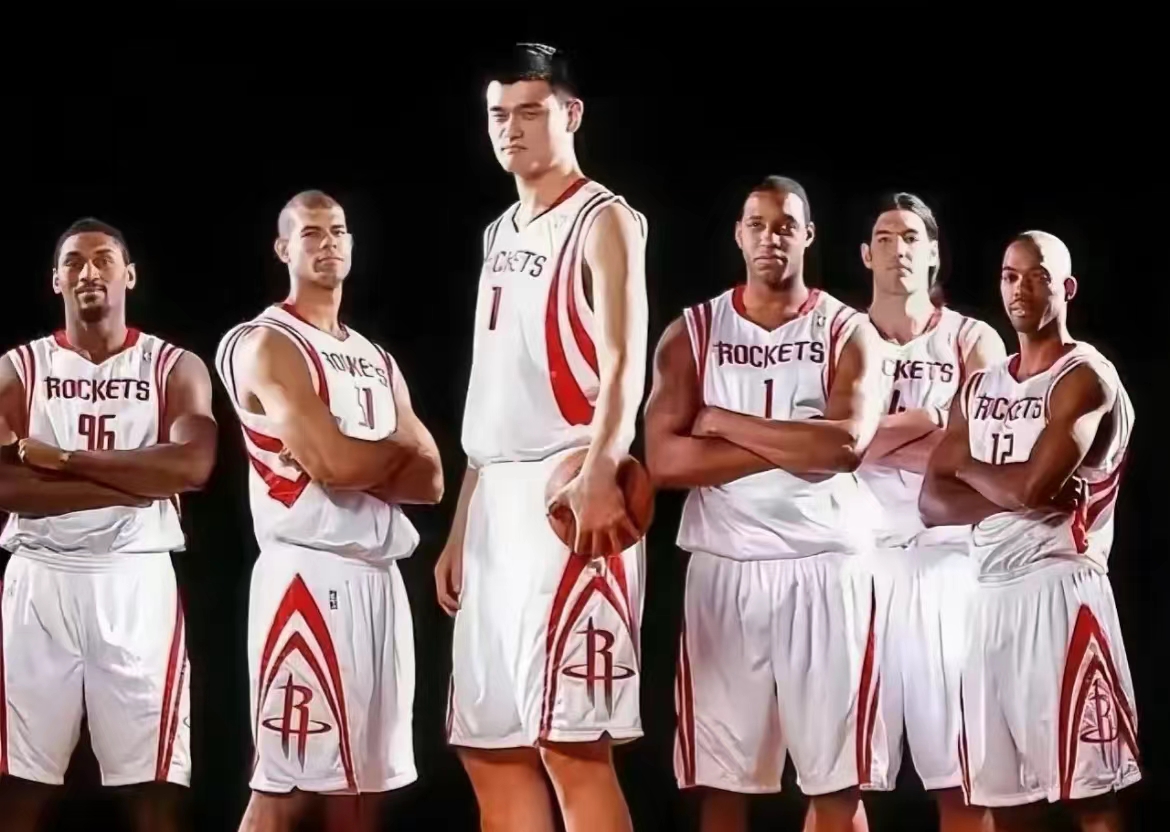 人队阵容强大全队轮番上阵取得胜利 人队阵容强大全队轮番上阵取得胜利