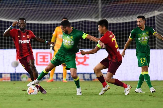 中超联赛近况分析:球队实力逐渐壮大,崭露锋芒 中超联赛近况分析:球队实力逐渐壮大,崭露锋芒