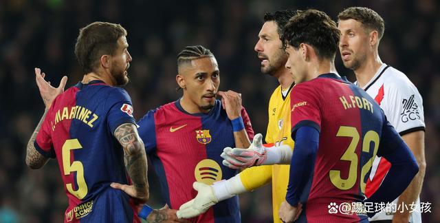 巴塞罗那全队努力,但仍败在对手手中 巴塞罗那全队努力,但仍败在对手手中